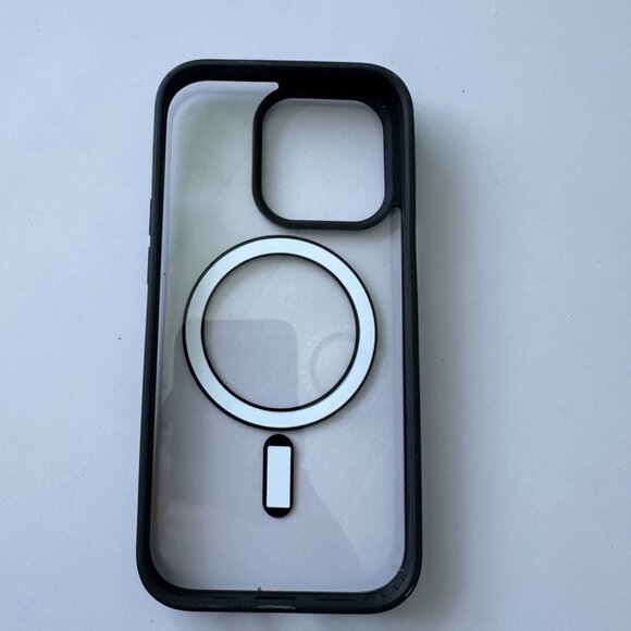 Cream iPhone16 Case - Picture 2 of 2